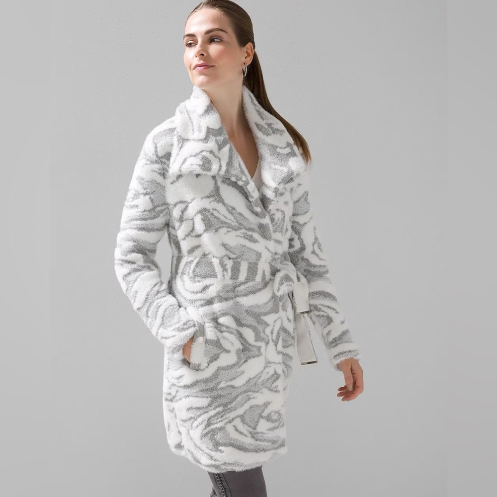 NWT! White House Black Market Jacquard‎ Sweater Coat
